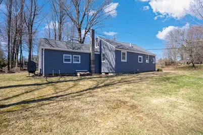 142 Whiting St, Lunenburg, MA 01462 - Photo 5