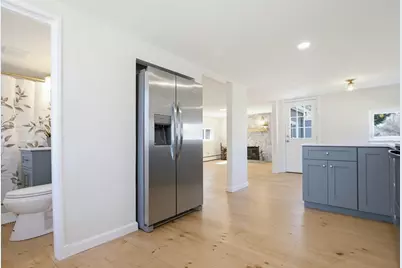 142 Whiting St, Lunenburg, MA 01462 - Photo 11