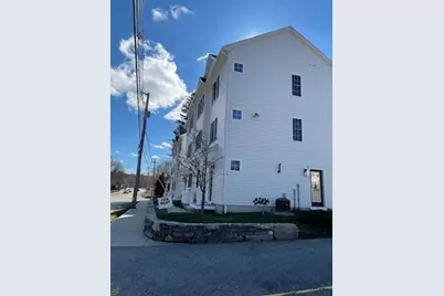 150 W Main Street #1, Millbury, MA 01527 - Photo 3