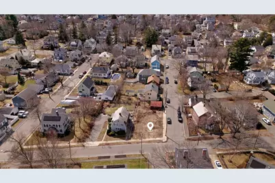 35 Felt St, Salem, MA 01970 - Photo 3