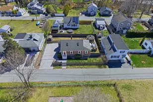 52 Worthen St, Swansea, MA 02777 - Photo 37