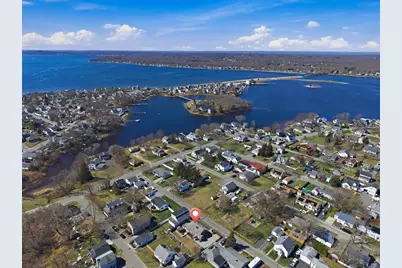 52 Worthen St, Swansea, MA 02777 - Photo 35