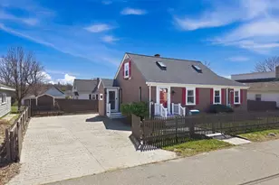 52 Worthen St, Swansea, MA 02777 - Photo 3