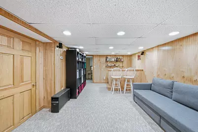 52 Worthen St, Swansea, MA 02777 - Photo 27