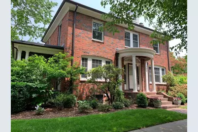 108 Crowninshield, Brookline, MA 02446 - Photo 3