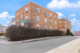 31 Chestnut St, Worcester, MA 01609 - Photo 3