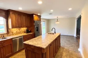 280 Blackstone St, Blackstone, MA 01504 - Photo 3