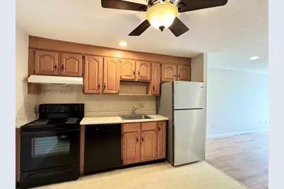 37 South St #7, Medford, MA 02155 - Photo 3