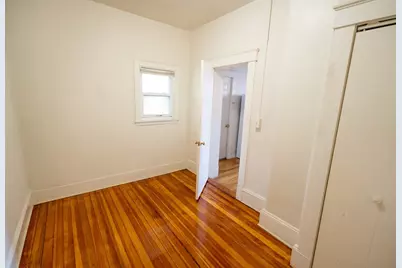 26 Pearl St #3, Somerville, MA 02145 - Photo 5