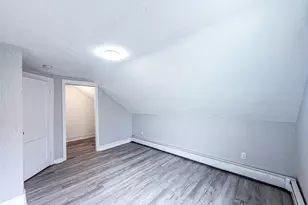 18 Ellsworth St, Worcester, MA 01610 - Photo 9