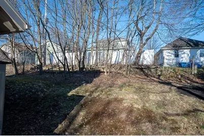 55 Standish St, Worcester, MA 01604 - Photo 27