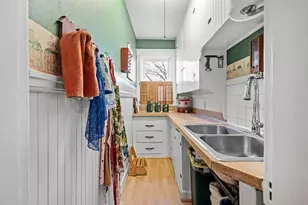 55 Standish St, Worcester, MA 01604 - Photo 9