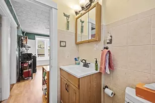 55 Standish St, Worcester, MA 01604 - Photo 17