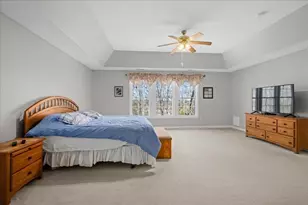 16 Blackstone Ln, Grafton, MA 01560 - Photo 13