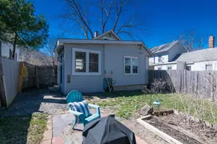 71 Washington St, Greenfield, MA 01301 - Photo 25