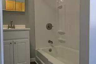 125 Grove St, Clinton, MA 01510 - Photo 7