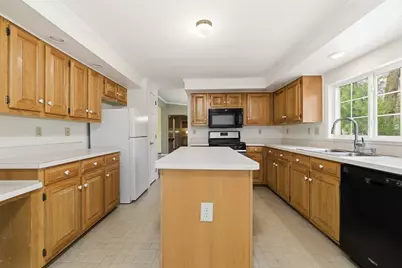 50 Highland Street #222, Taunton, MA 02780 - Photo 3