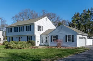 252 Pinewood Dr, Longmeadow, MA 01106 - Photo 1