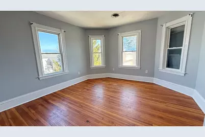 70 Vale St, Worcester, MA 01604 - Photo 21