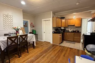 70 Vale St, Worcester, MA 01604 - Photo 9