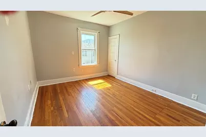 70 Vale St, Worcester, MA 01604 - Photo 23