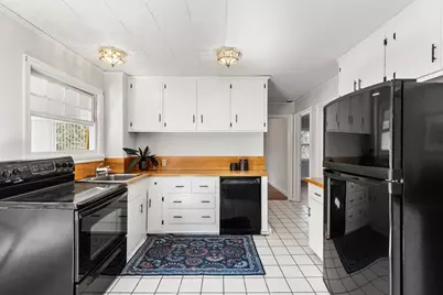 198 Pond St, Winchester, MA 01890 - Photo 11