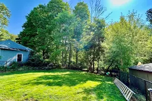 10 Franklin St, Medway, MA 02053 - Photo 27