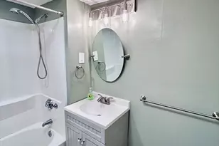 10 Franklin St, Medway, MA 02053 - Photo 19