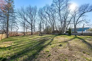 113 Johnson St, Somerset, MA 02726 - Photo 25