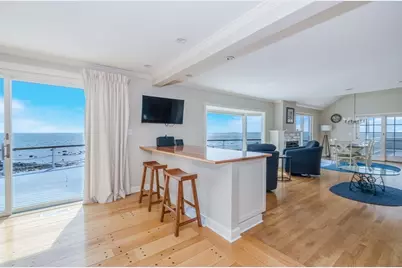 7 Anawan Rd, Mattapoisett, MA 02739 - Photo 9