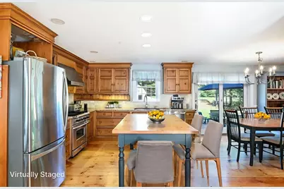 10 Hunters Trl, Sandwich, MA 02563 - Photo 5