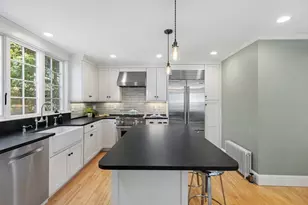 11 Lincoln St, Arlington, MA 02476 - Photo 11