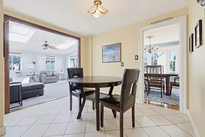 18 Circle Dr, Framingham, MA 01702 - Photo 5