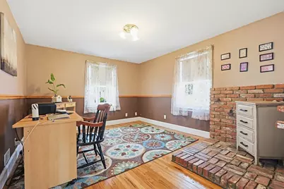 18 Circle Dr, Framingham, MA 01702 - Photo 15