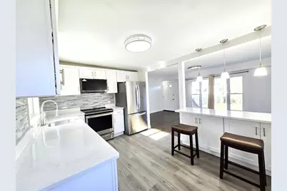 595 South St, Holbrook, MA 02343 - Photo 5