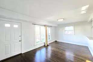 595 South St, Holbrook, MA 02343 - Photo 3