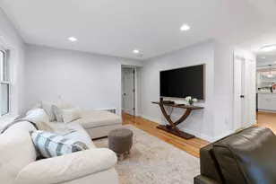 46 Bridge St, Lexington, MA 02421 - Photo 5