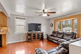 53 Laurel Hill Rd, Southbridge, MA 01550 - Photo 3