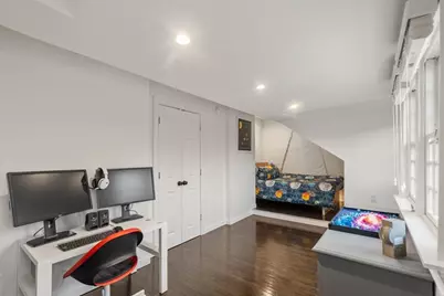 102 Washington St, Sherborn, MA 01770 - Photo 21