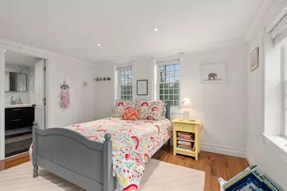 102 Washington St, Sherborn, MA 01770 - Photo 23