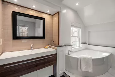 102 Washington St, Sherborn, MA 01770 - Photo 15