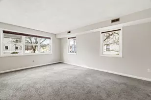 27 Harrison St, Boston, MA 02131 - Photo 29