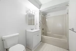 27 Harrison St, Boston, MA 02131 - Photo 11