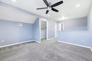 27 Harrison St, Boston, MA 02131 - Photo 13