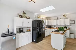 370 Broad St, Weymouth, MA 02188 - Photo 11