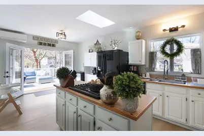 370 Broad St, Weymouth, MA 02188 - Photo 13