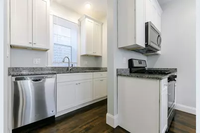 107 Harrishof St #2, Boston, MA 02121 - Photo 3