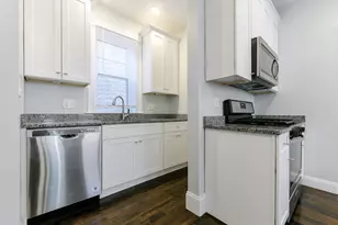 107 Harrishof St, Boston, MA 02121 - Photo 3