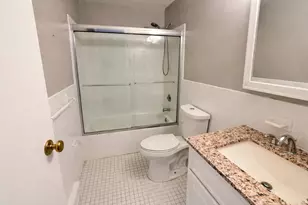 15 Weld St, Framingham, MA 01702 - Photo 13