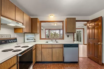 14 Quamhasset Road, Bourne, MA 02532 - Photo 7